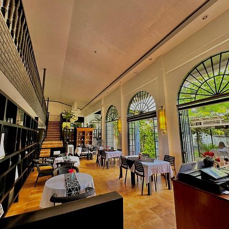 Fernando'S Hotel Sorsogon Exterior photo