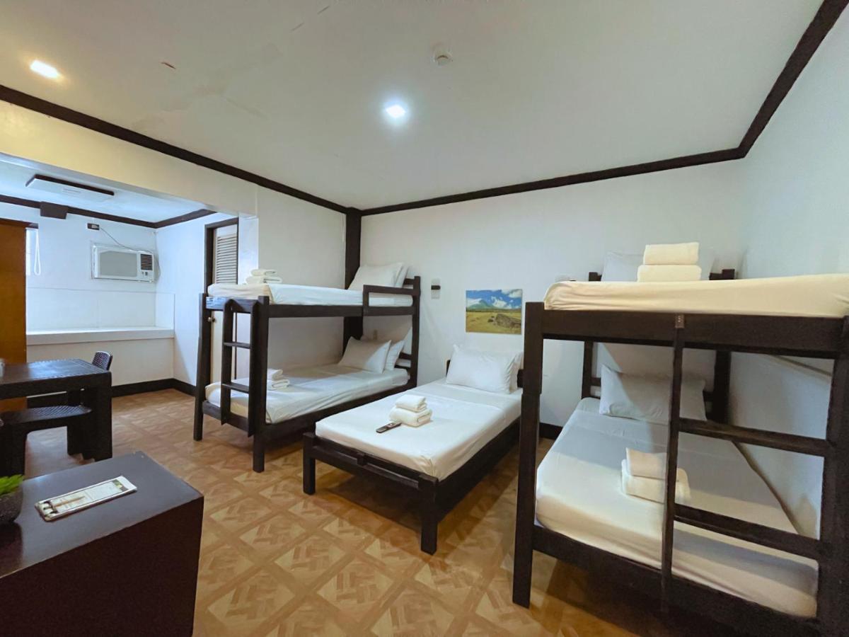 Fernando'S Hotel Sorsogon Exterior photo