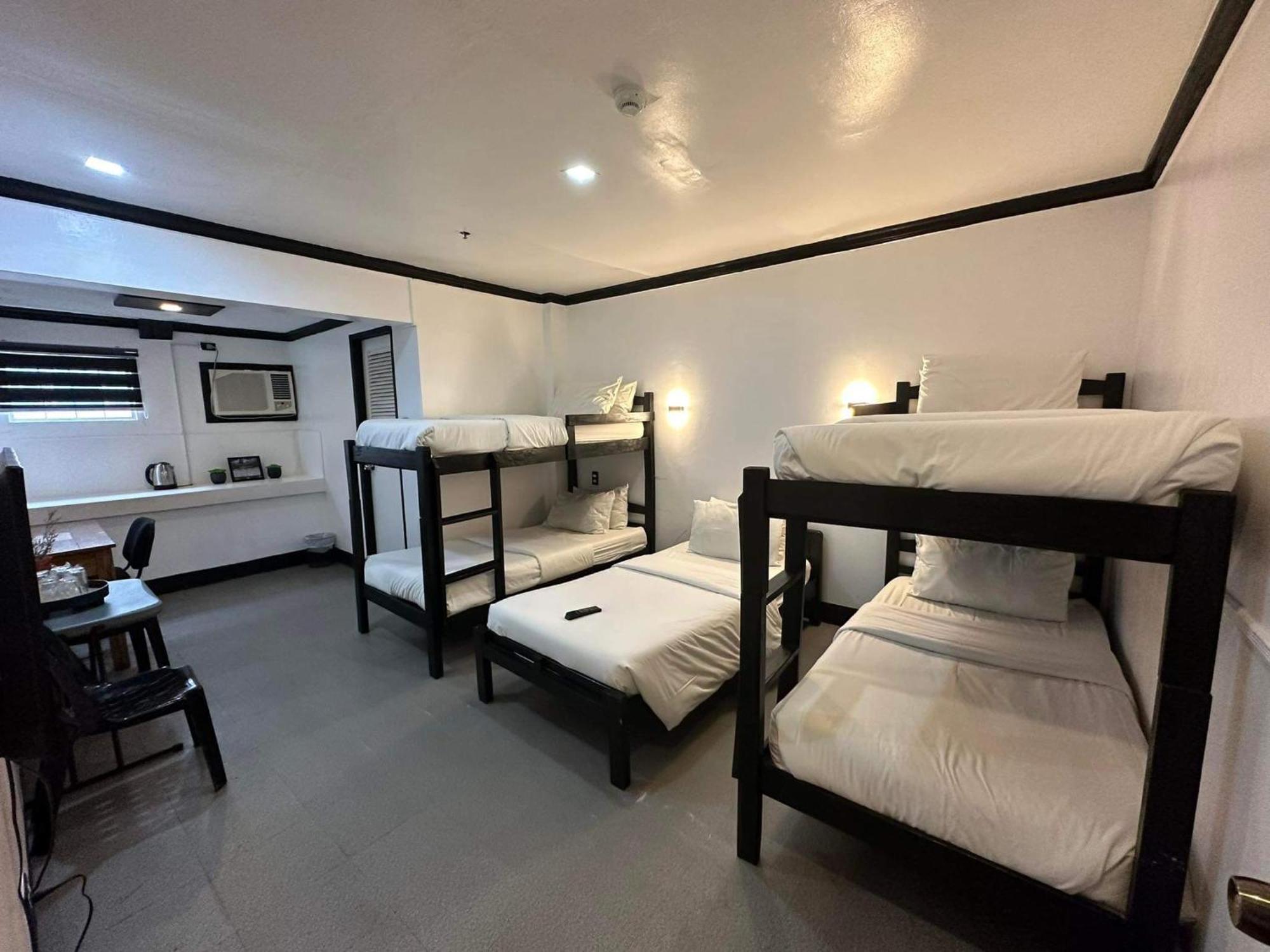 Fernando'S Hotel Sorsogon Exterior photo