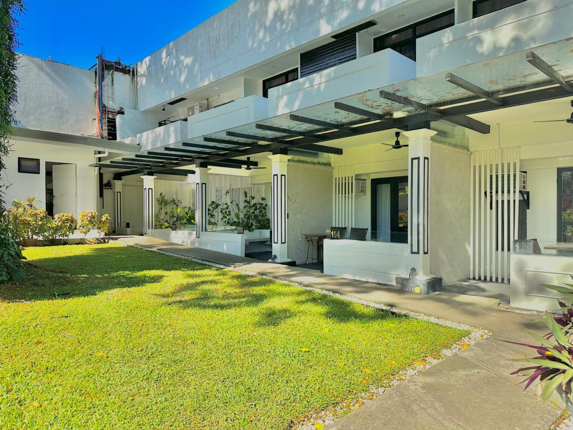 Fernando'S Hotel Sorsogon Exterior photo
